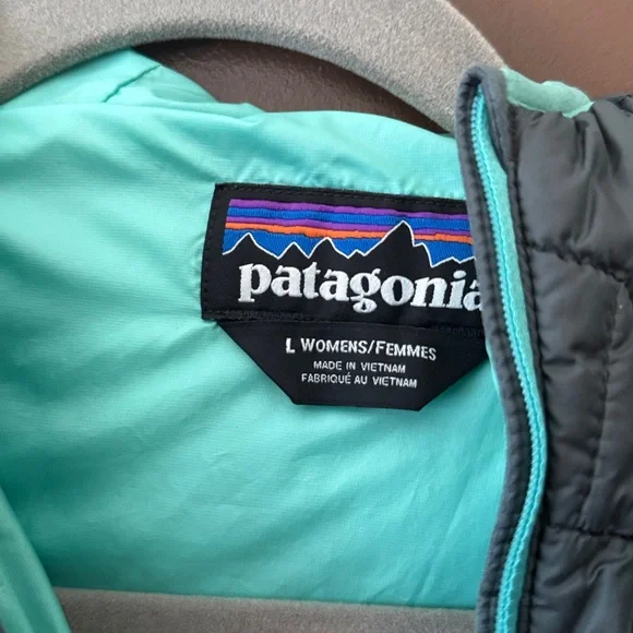 Patagonia Pullover Quilted Hoodie Jacket - Picture 3 of 7